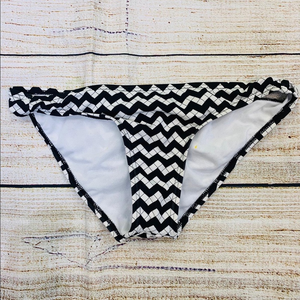 Boutique chevron bikini bottoms with yellow bow